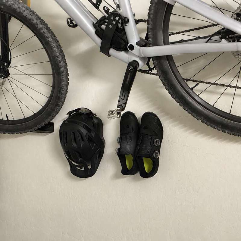 Wall Mount Storage Base Holder - огляд і ціна Cycling Gear Wall Hanger