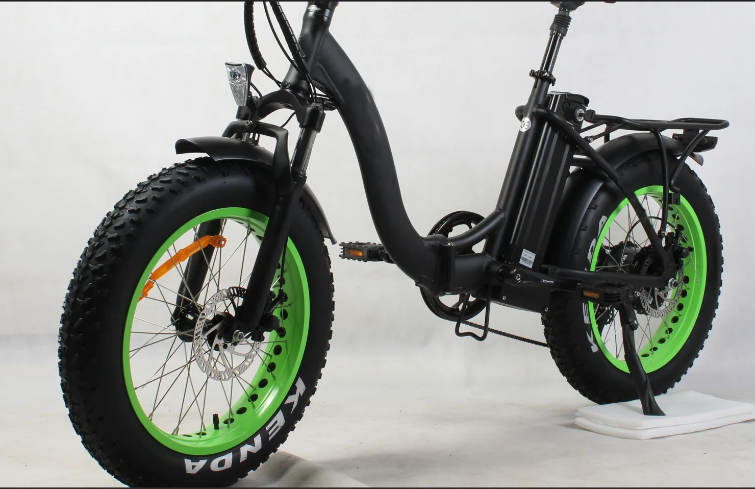 Bafang 8Fun 48V 750W 20*4.0/24 - огляд і ціна Cycling Gear Kit